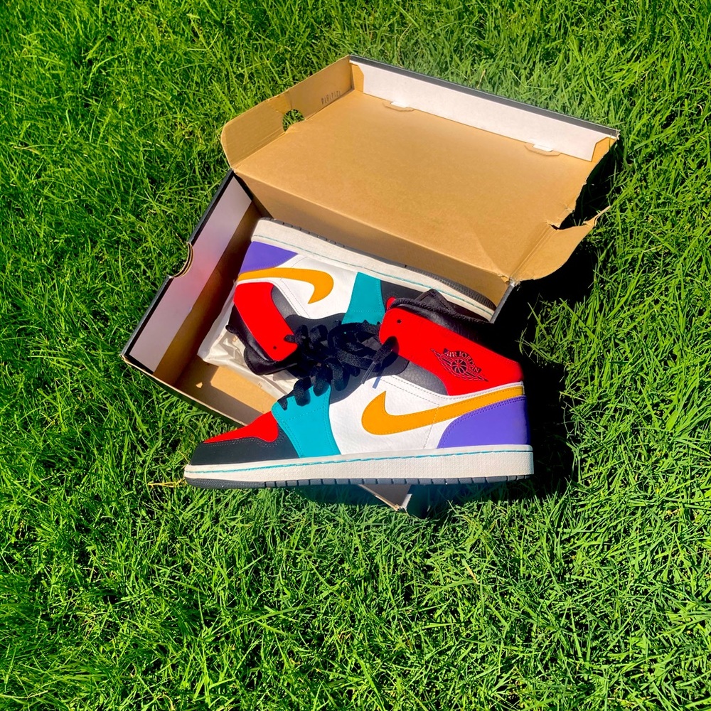 Jordan 1 mid bred multi-color